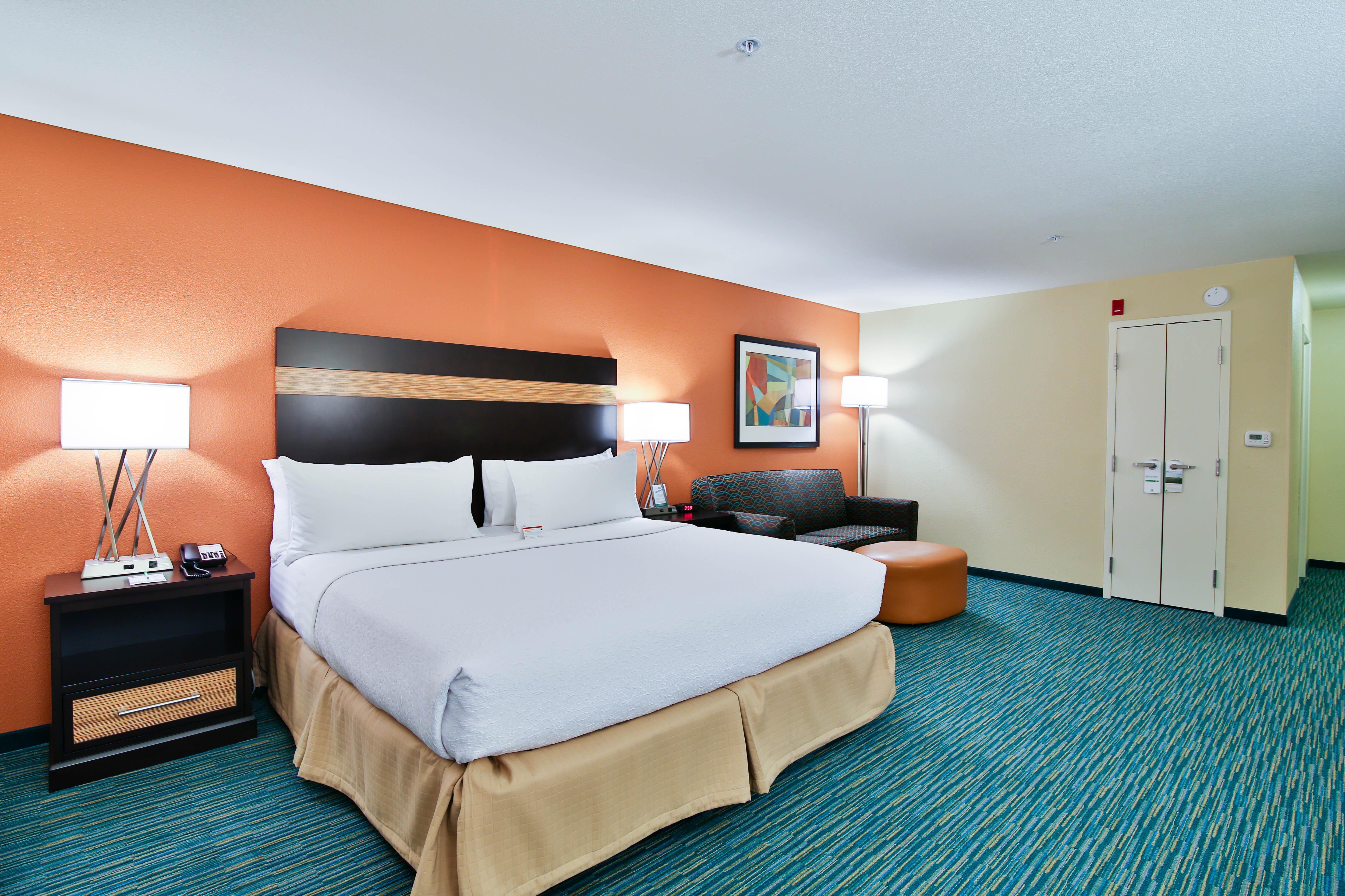 Hotel Holiday By Ihg