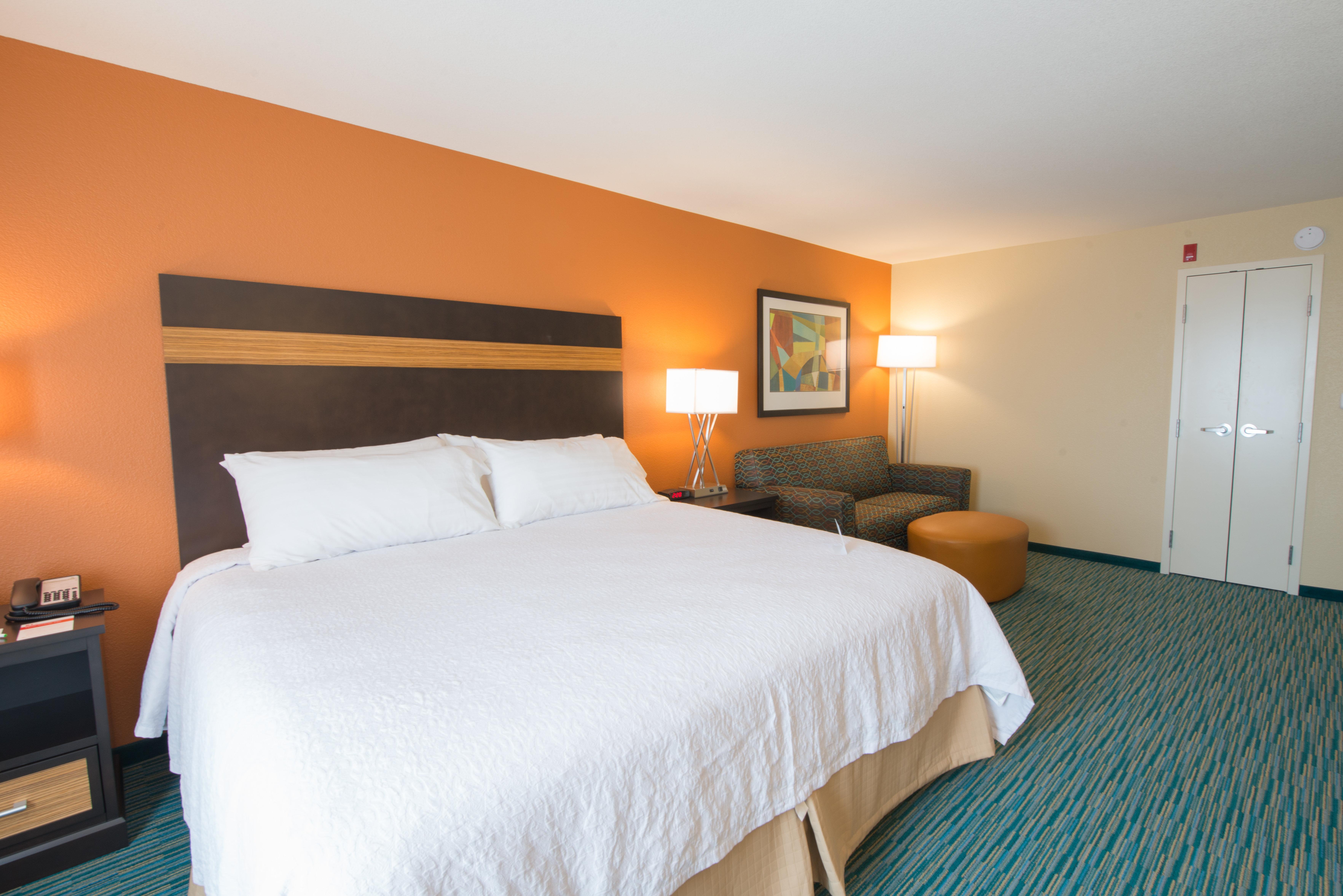 Hotel Holiday By Ihg Bismarck