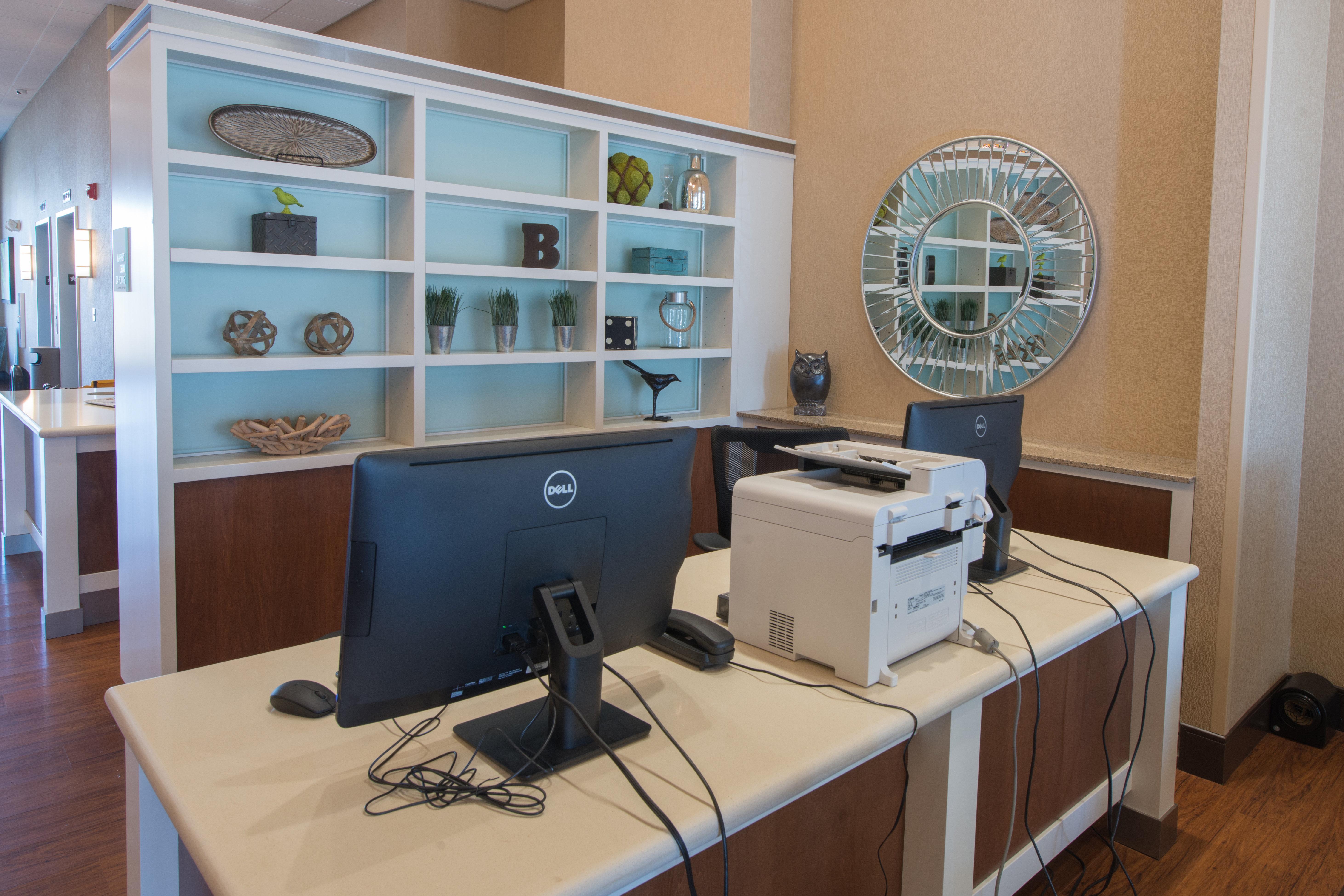 Holiday By Ihg Bismarck