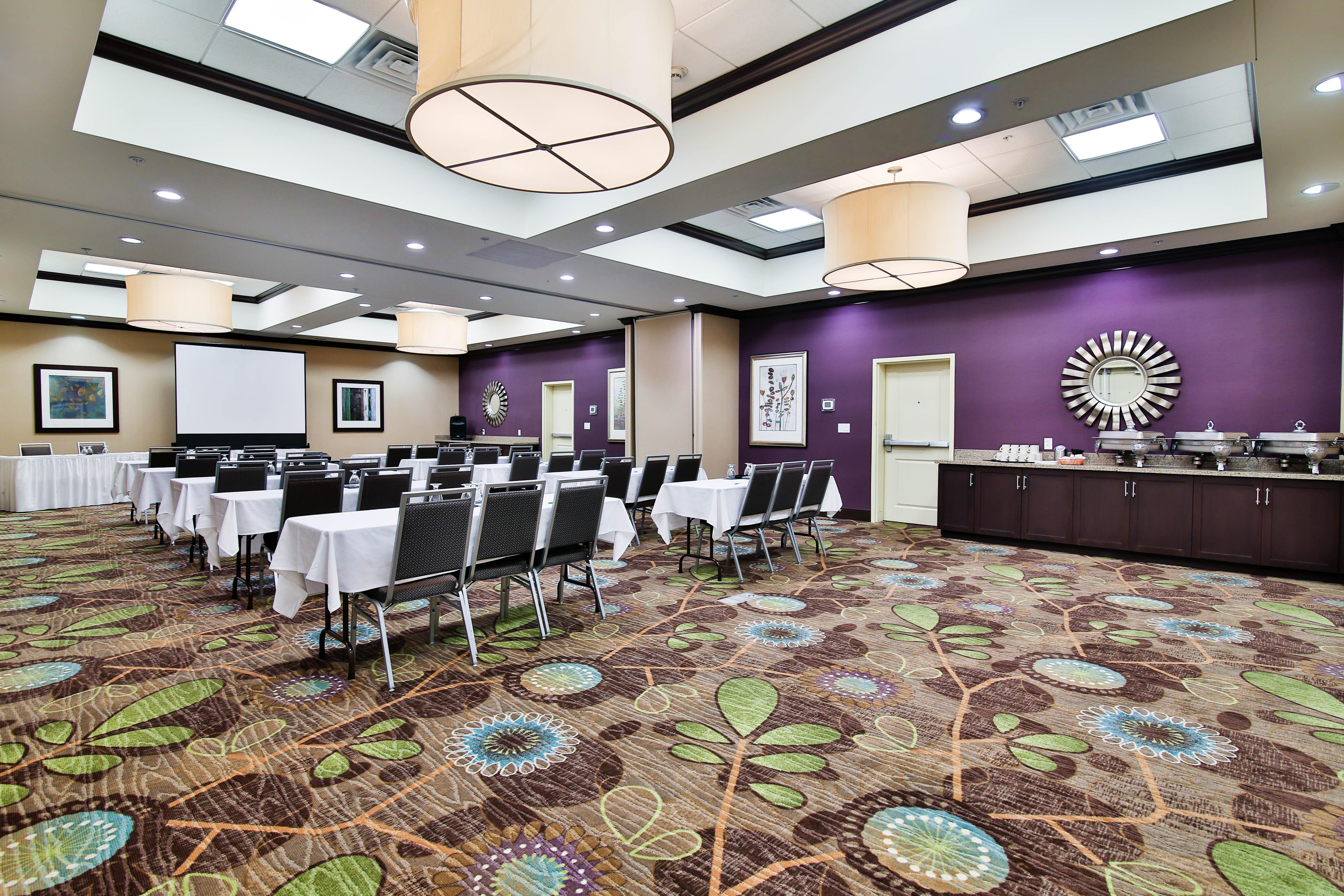 Hotel Holiday By Ihg 3*