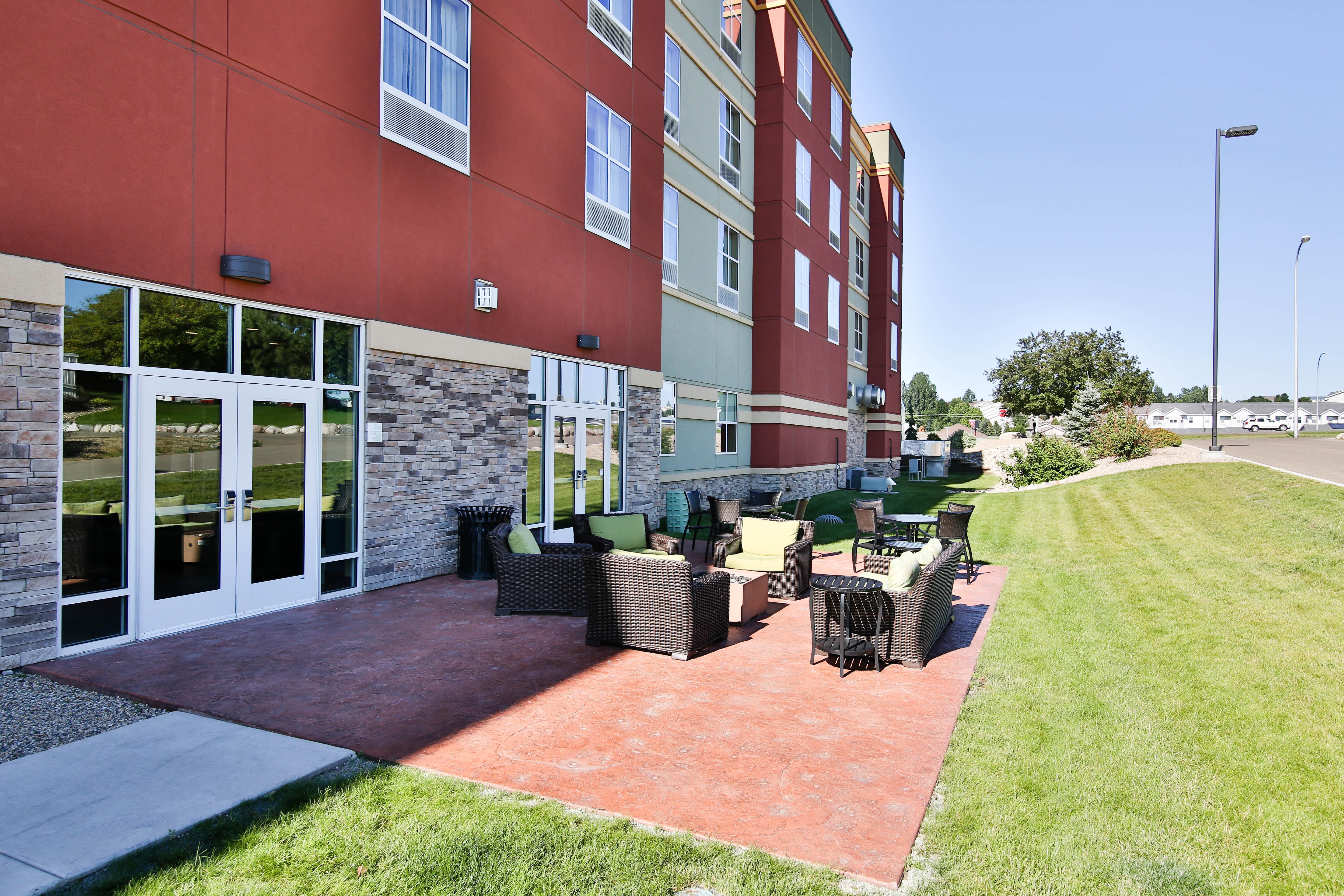 Holiday By Ihg Hotel Bismarck